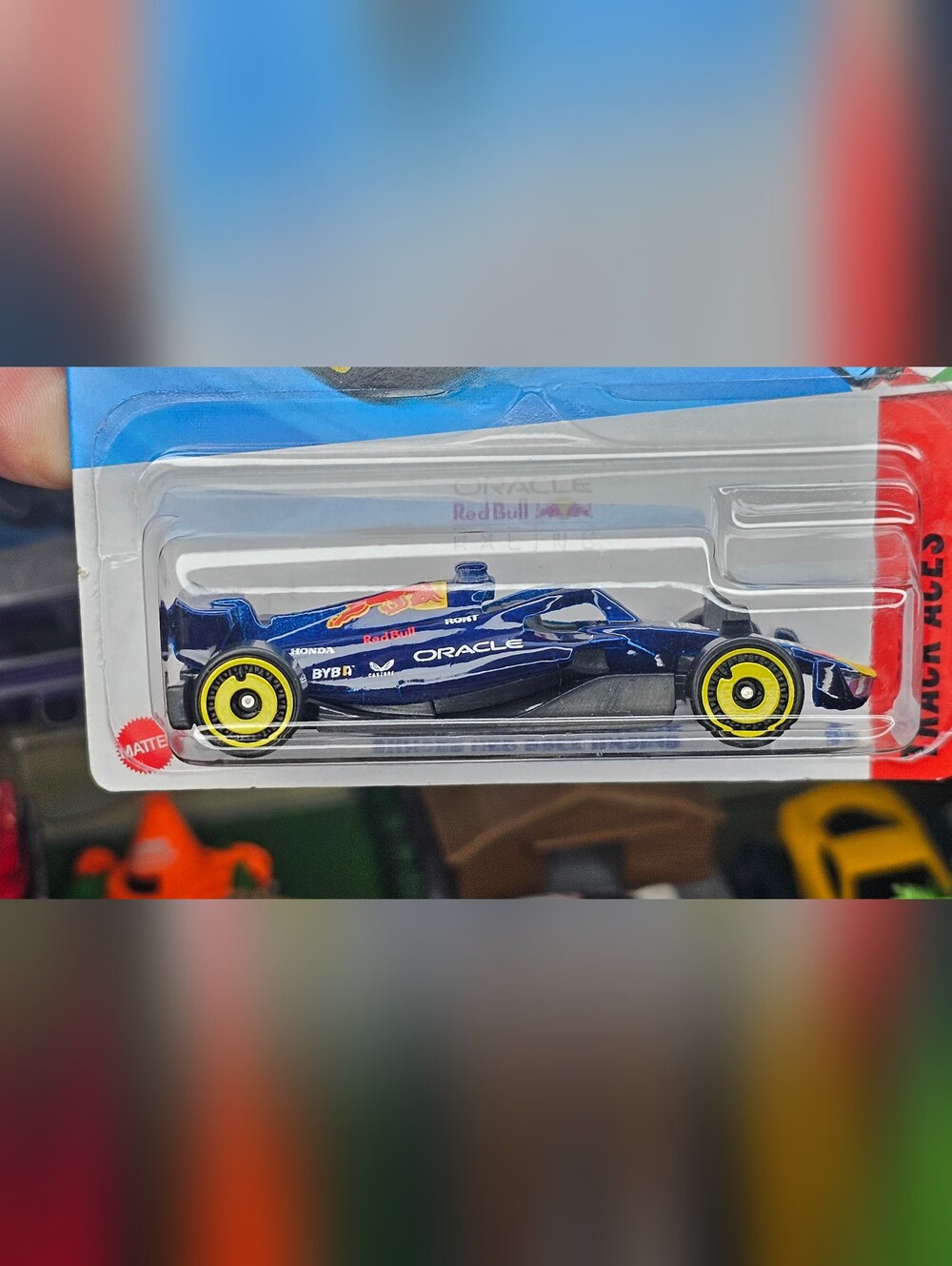 Hotwheels Oracle Red Bull Racing - Picture 2 of 2